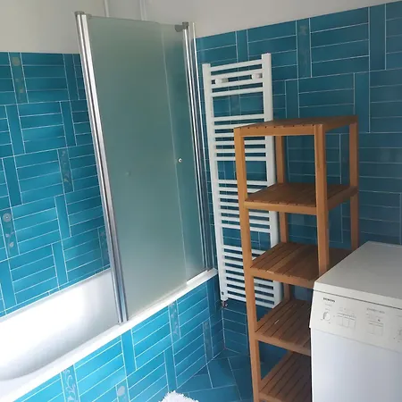 La Deny's House Apartman *