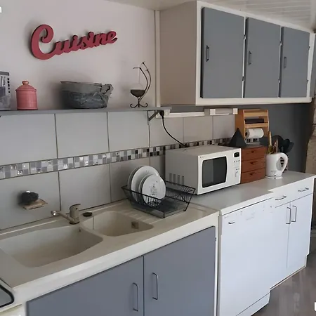 La Deny's House *